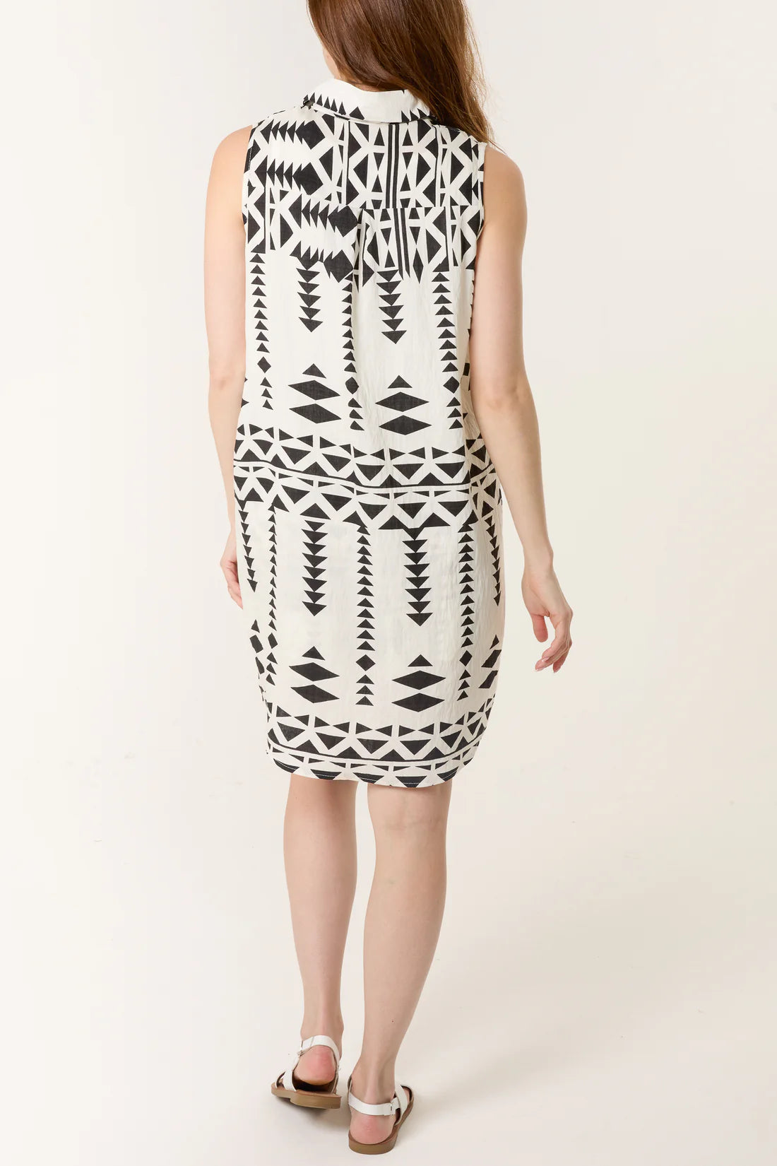 Geometric Print Sleeveless Shirt & Shorts Set