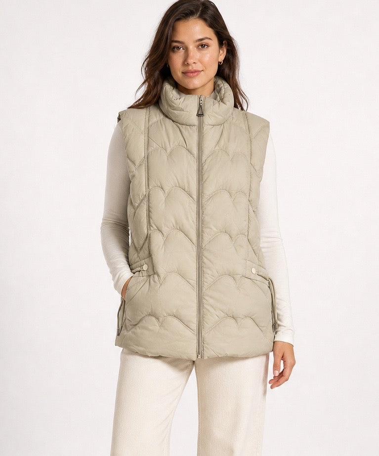Quilted Funnel Neck Puffer Vest