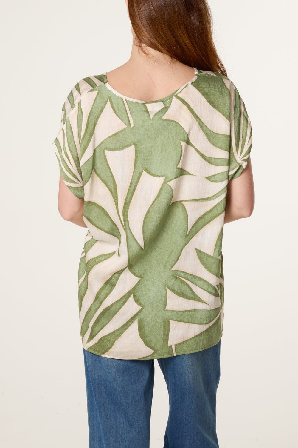Leaf print relaxed top