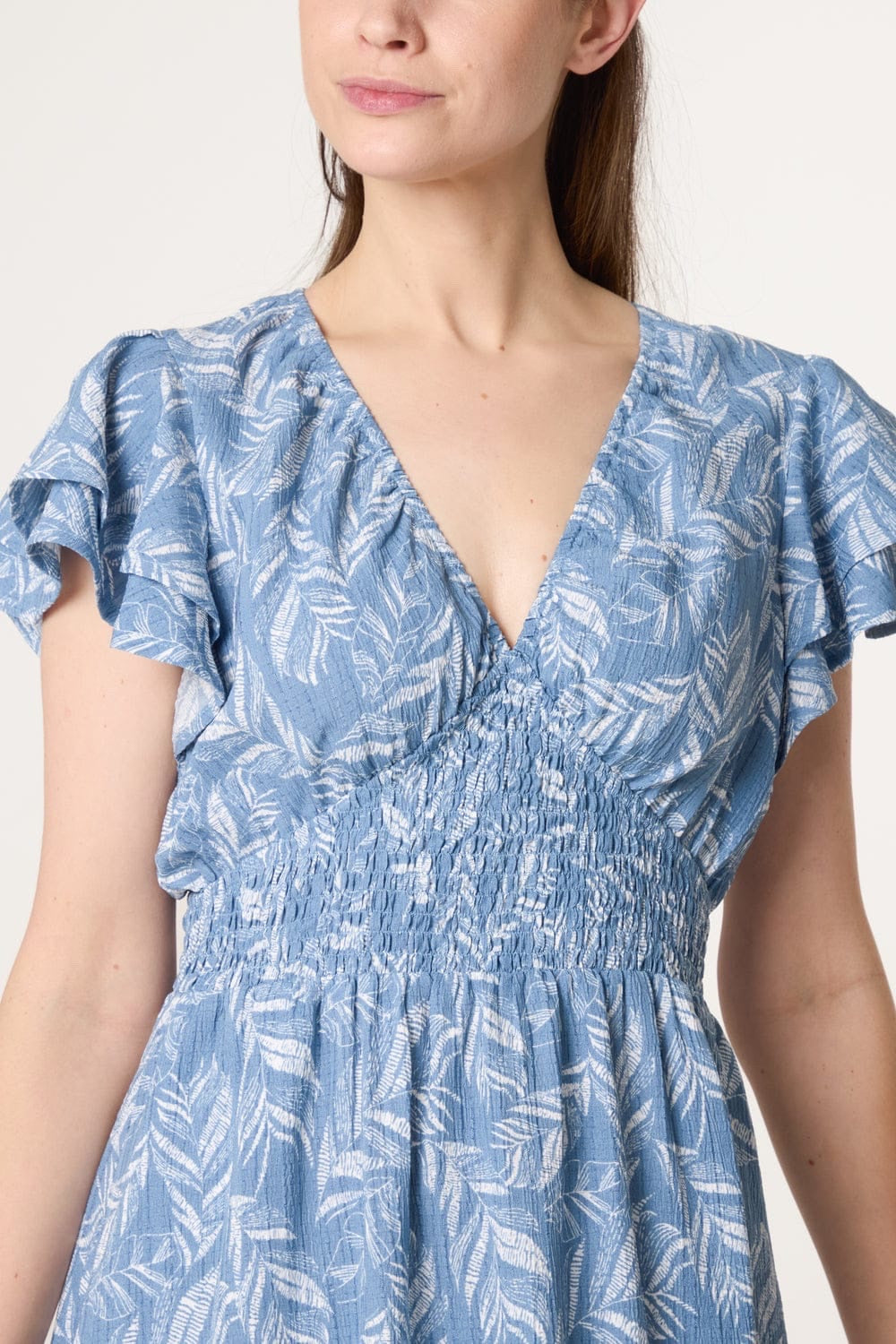 Leaf Print Midi Dress with Flutter Sleeves - Light Blue (2)