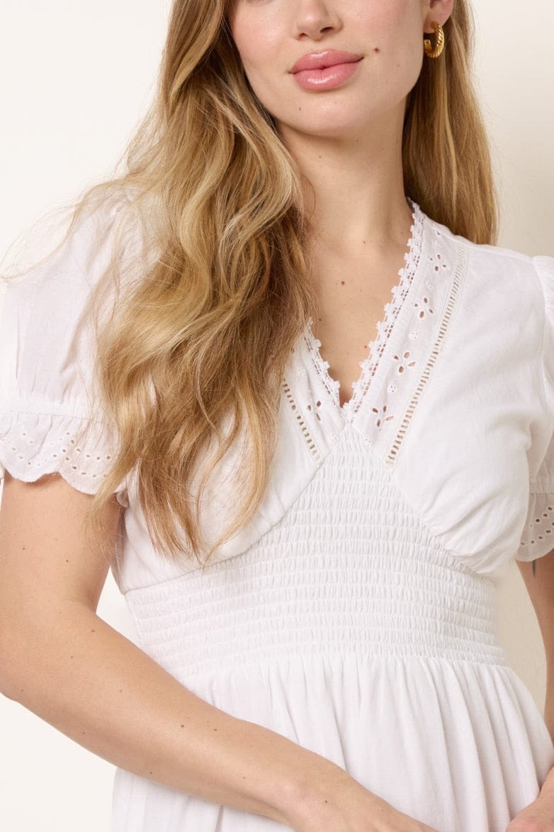 Shirred bodice eyelet trim Midi Dress White - White (2)