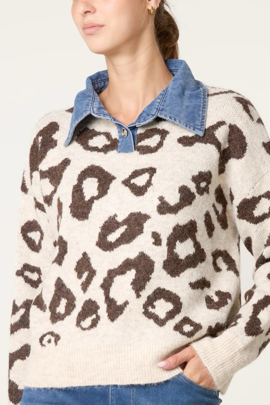 Leopard Print Jumper with Denim Collar - Chocolate