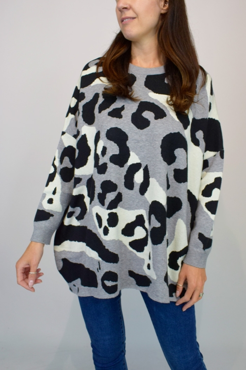 Relaxed Fit Large Animal Print Jumper