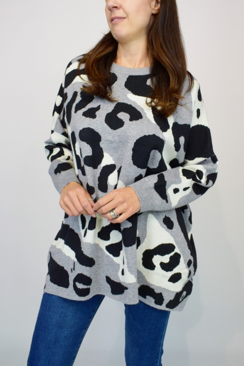 Relaxed Fit Large Animal Print Jumper